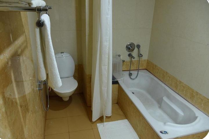 Hotel Sky Park Mattanur Экстерьер фото